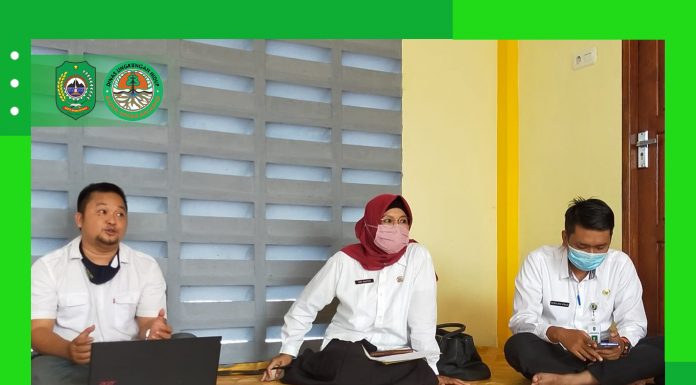 KEPALA DINAS LINGKUNGAN HIDUP KOTA SINGKAWANG HADIRI ON JOB TRAINING (OJT) PENGELOLAAN TPS 3R MAJU BERSAMA