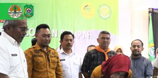 LAUNCHING PENERAPAN BLUD UPTPS DLH KOTA SINGKAWANG DAN DEKLARASI FORUM ECO CENTER KOTA SINGKAWANG